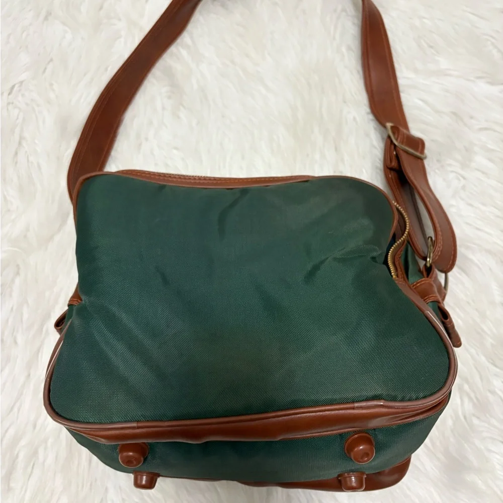 Vintage Coast Multi Compartment Camera Bag